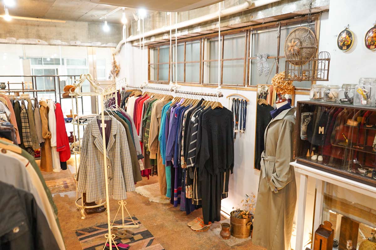 inou 高円寺 ブラックレザーブルゾン12／31までの限定価格